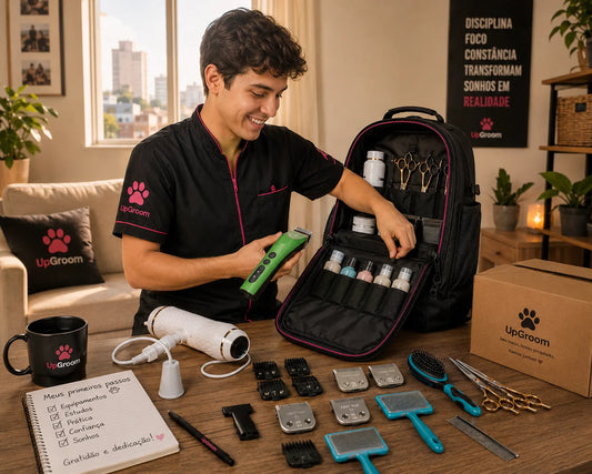 Groomer iniciante organizando a primeira mala de equipamentos de tosa em casa